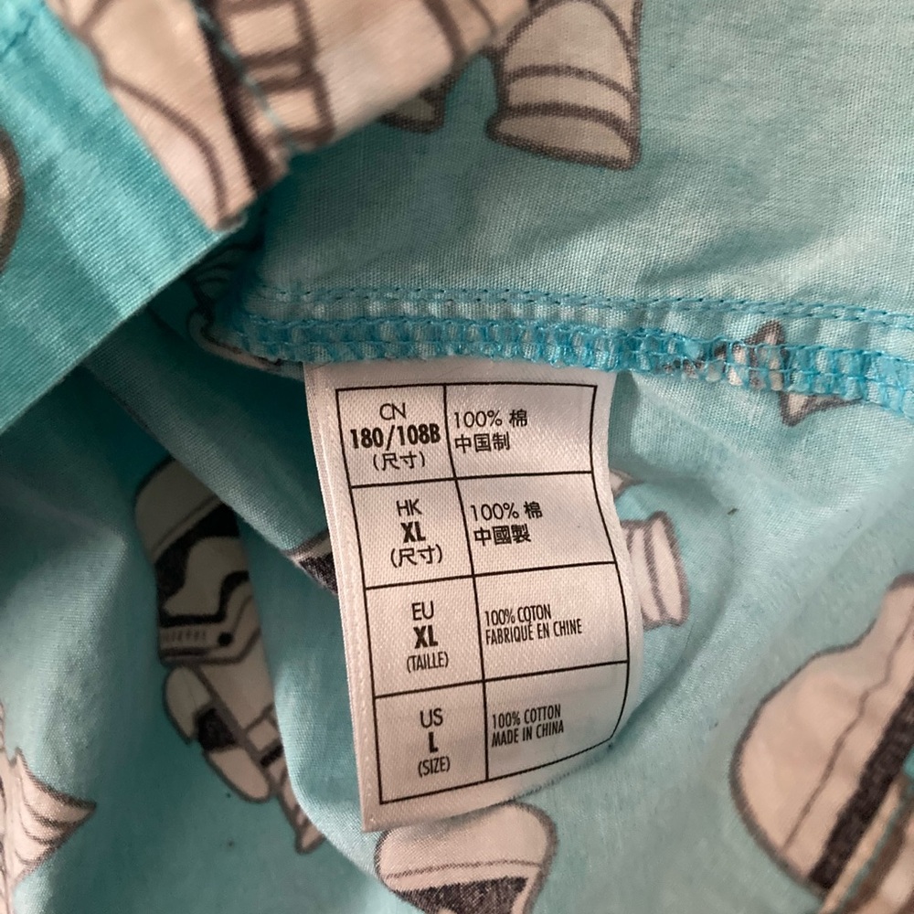 Storm trooper button up - Picture 3 of 4